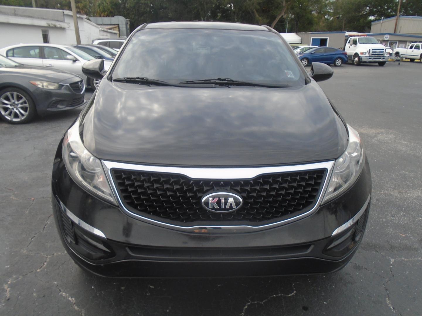 2016 Kia Sportage LX FWD (KNDPB3AC2G7) with an 2.4L V6 DOHC 24V engine, 6-Speed Automatic transmission, located at 6112 N Florida Avenue, Tampa, FL, 33604, (888) 521-5131, 27.954929, -82.459534 - Photo#1